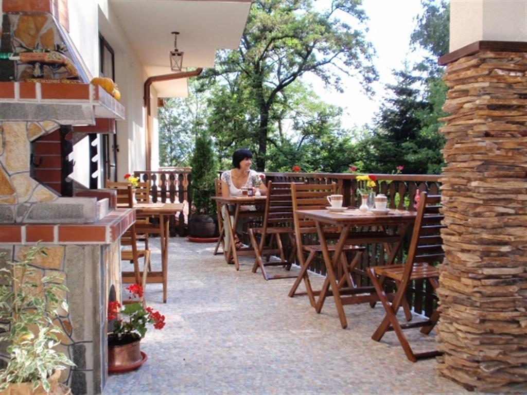 ספרבה בניה Family Hotel Emaly 2 מראה חיצוני תמונה