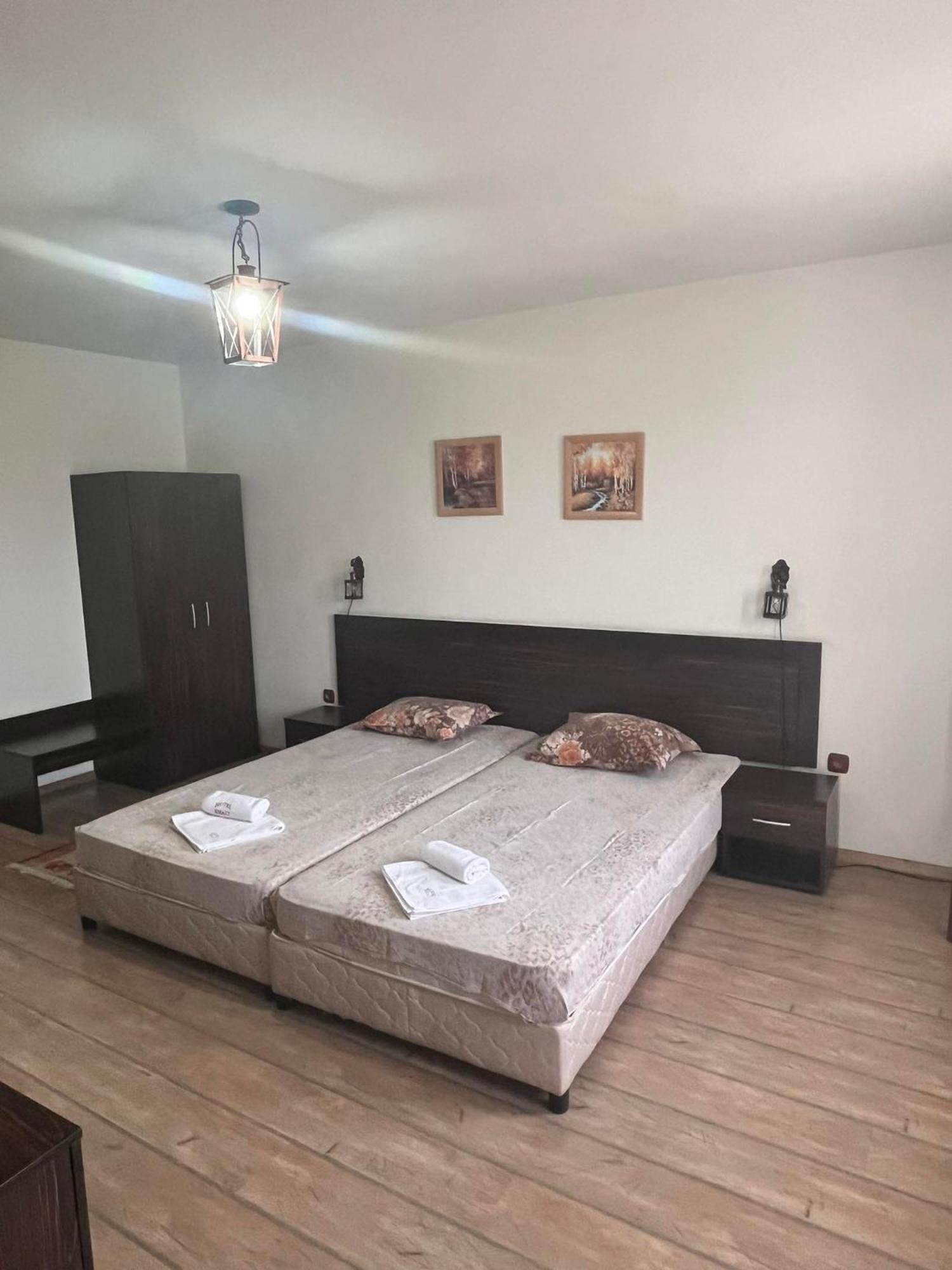 ספרבה בניה Family Hotel Emaly 2 מראה חיצוני תמונה