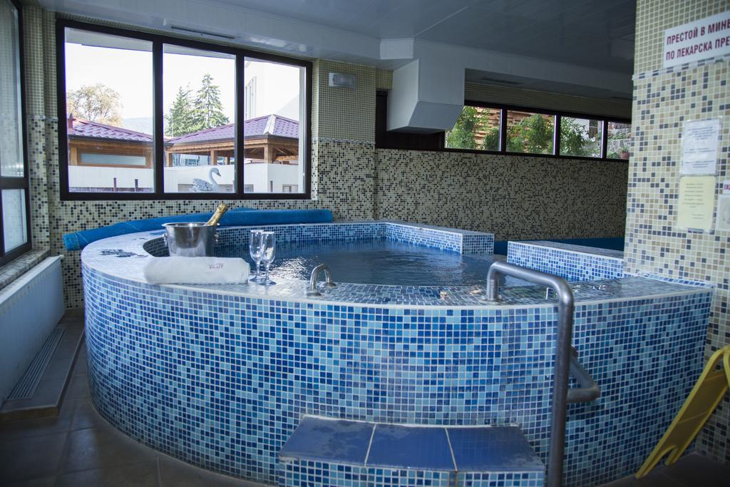 ספרבה בניה Family Hotel Emaly 2 מראה חיצוני תמונה