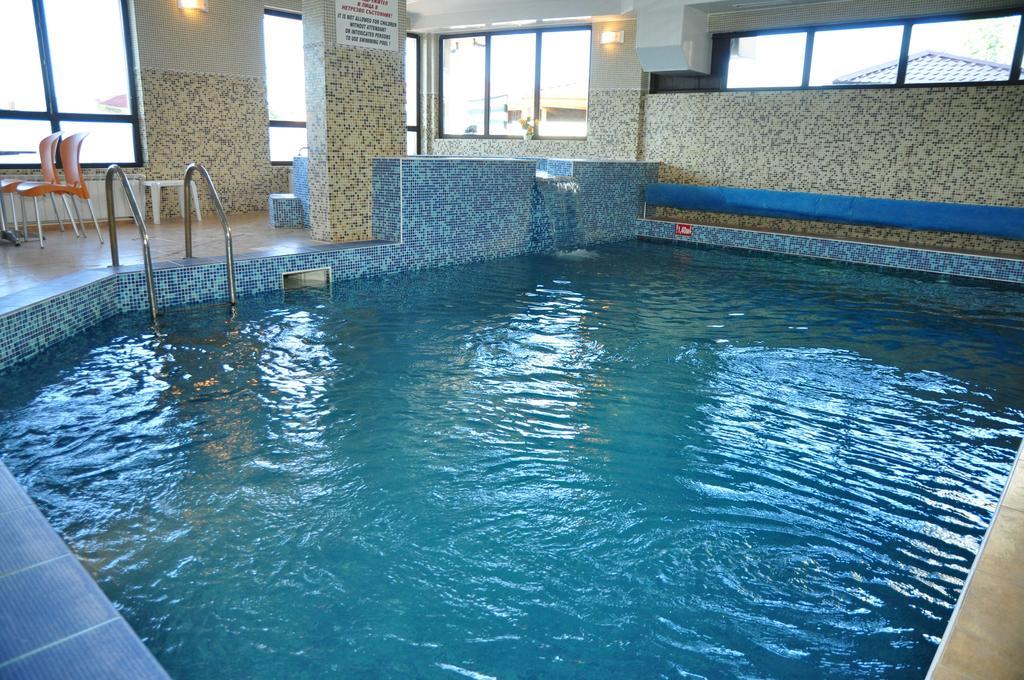 ספרבה בניה Family Hotel Emaly 2 מראה חיצוני תמונה